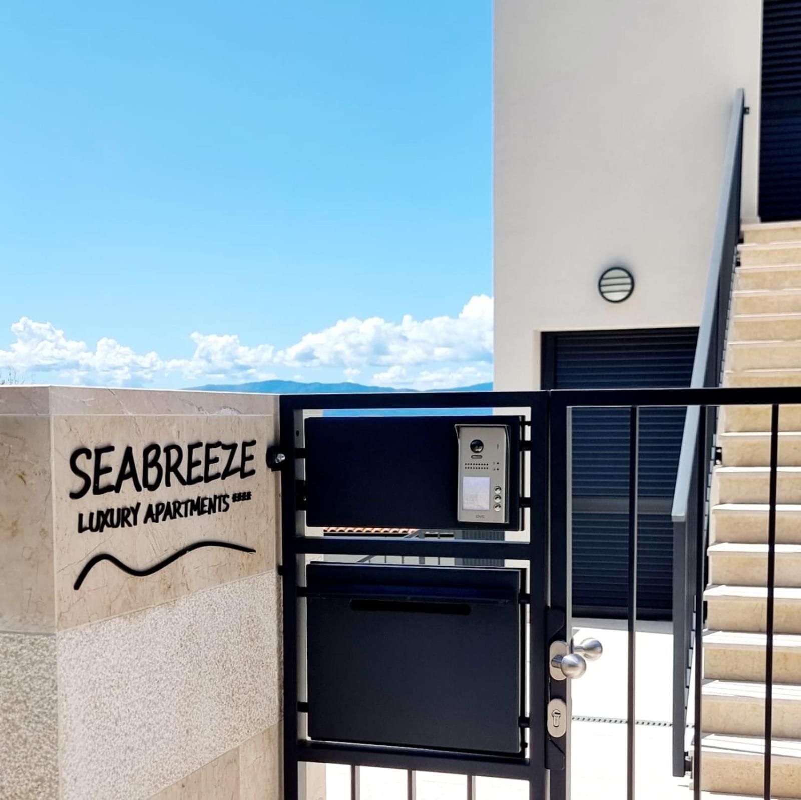 Seabreeze Luxury Apartments Njivice Exterior photo
